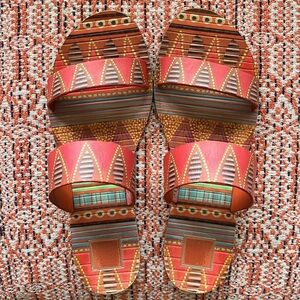 🪸 Dolce Vita Geometric Leather Sandals